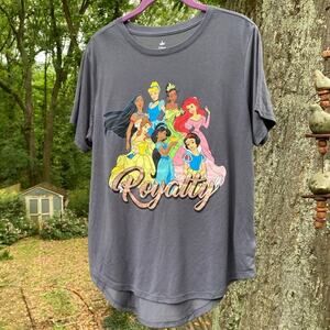 DISNEY Princess Royalty Tee Size Juniors XXL / 19 Graphic T-Shirt Soft Grey